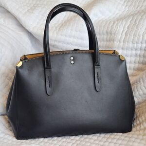 Elegant Black Leather Handbag